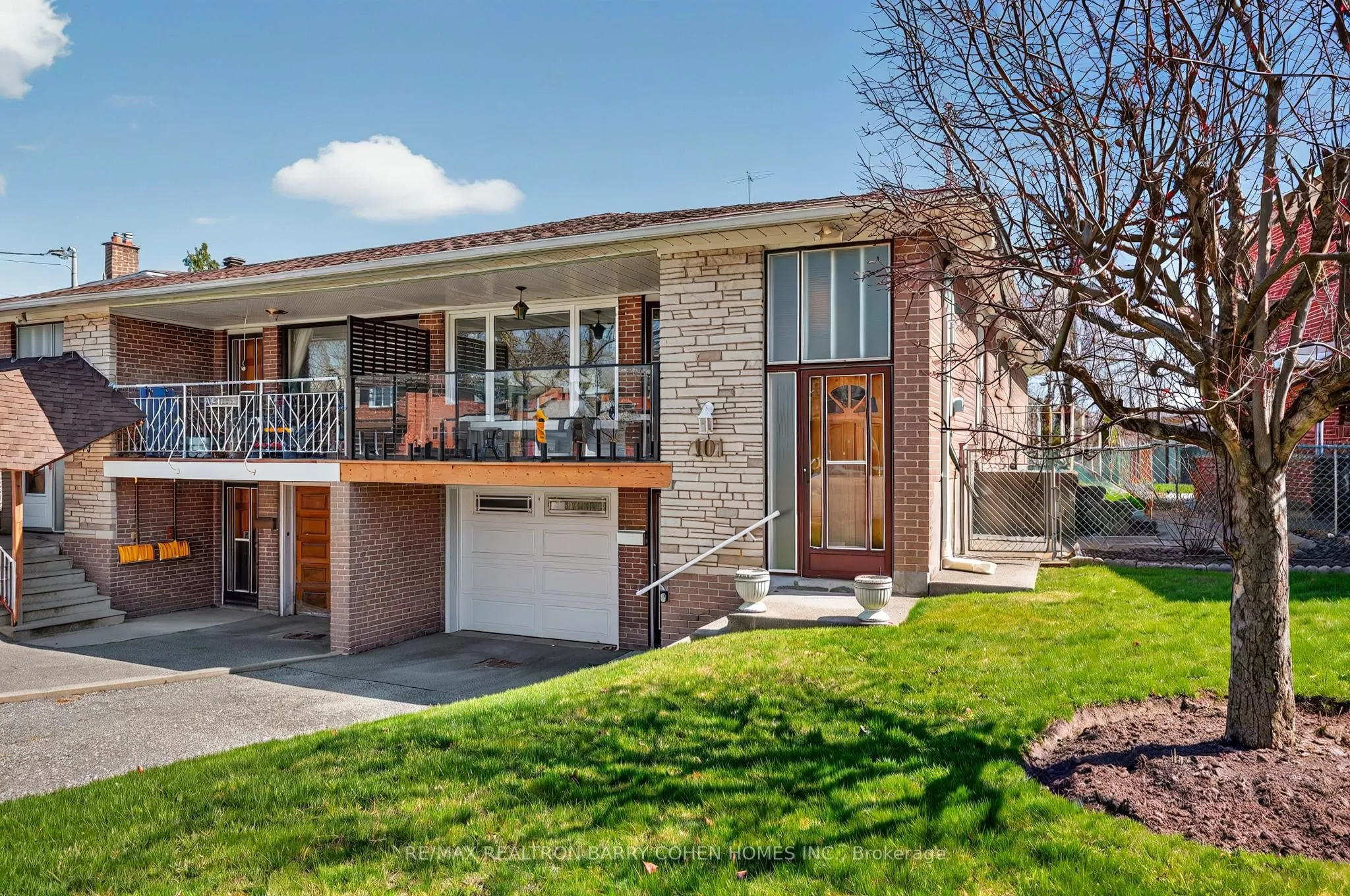 101 Greenbush Road, Toronto, ON M2M 1P5