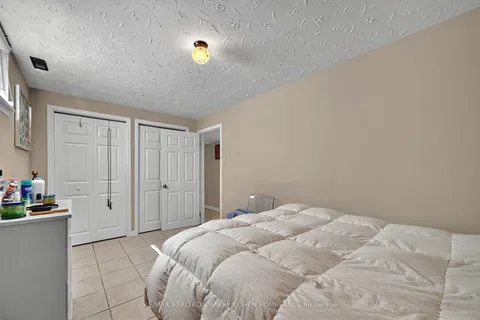 101 Greenbush Road, Toronto, ON M2M 1P5