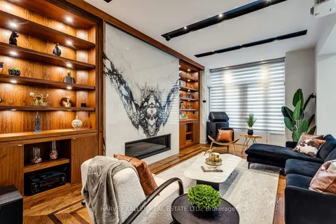 330 Brooke Avenue, Toronto, ON M5M 2L3