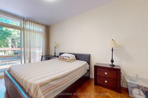 33 Rosedale Road, Toronto, ON M4W 2P5