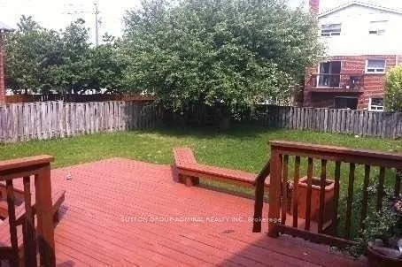 270 Fisherville Road, Toronto, ON M2R 3C5