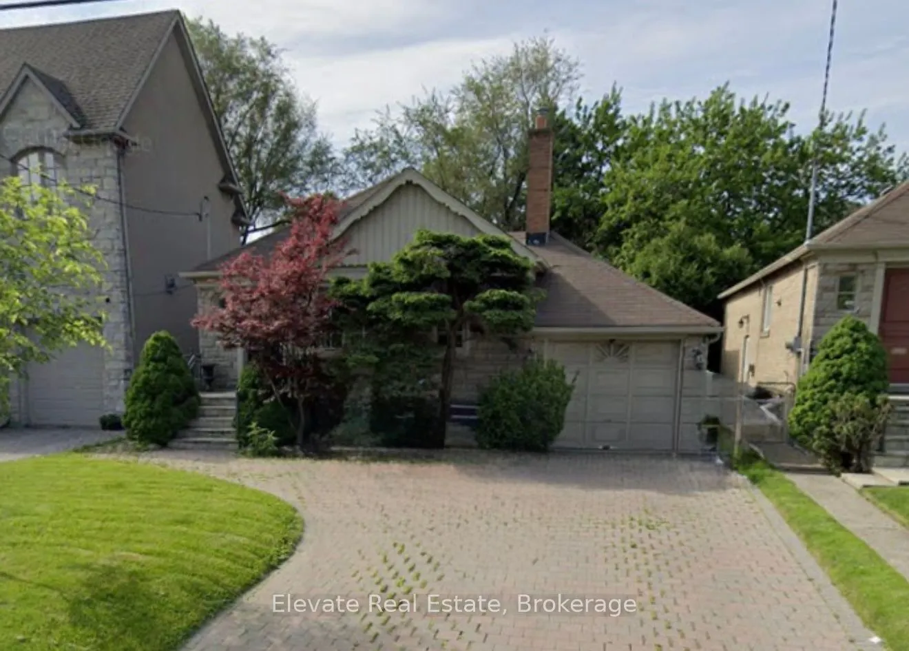25 Burncrest Drive, Toronto, ON M5M 2Z2