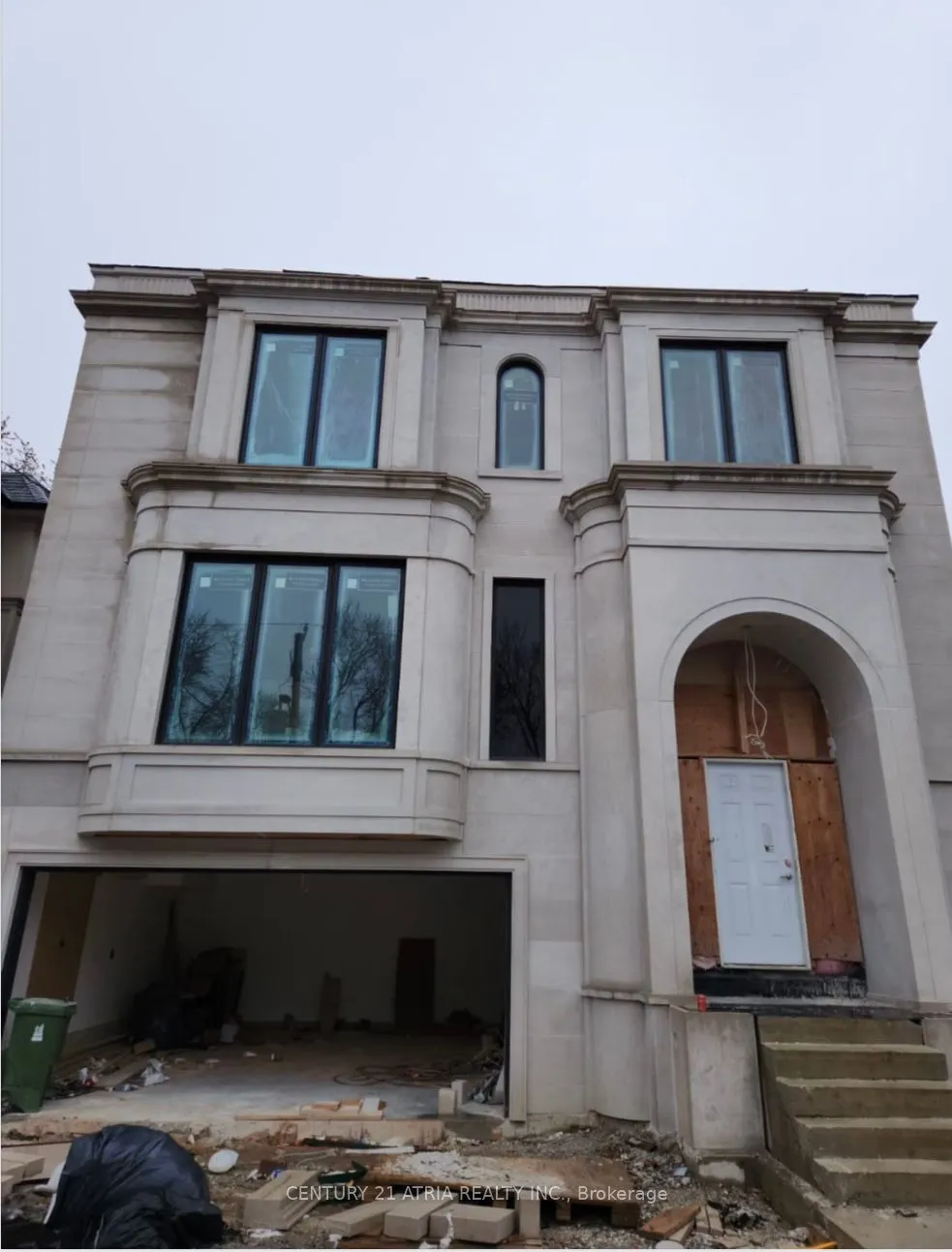 541 Deloraine Avenue, Toronto, ON M5M 2C2