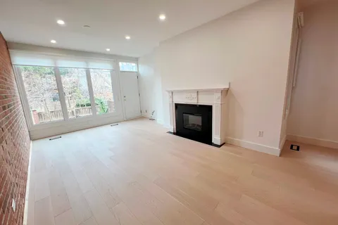 64 Birch Avenue, Toronto, ON M4V 1C8