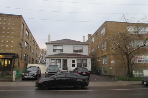 644 Vaughan Road, Toronto, ON M6E 2Y3