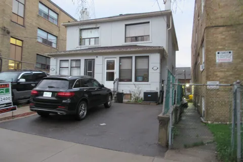 644 Vaughan Road, Toronto, ON M6E 2Y3