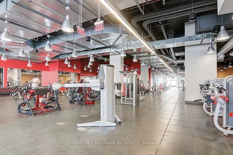 386 Yonge Street, Toronto, ON M5B 0A5