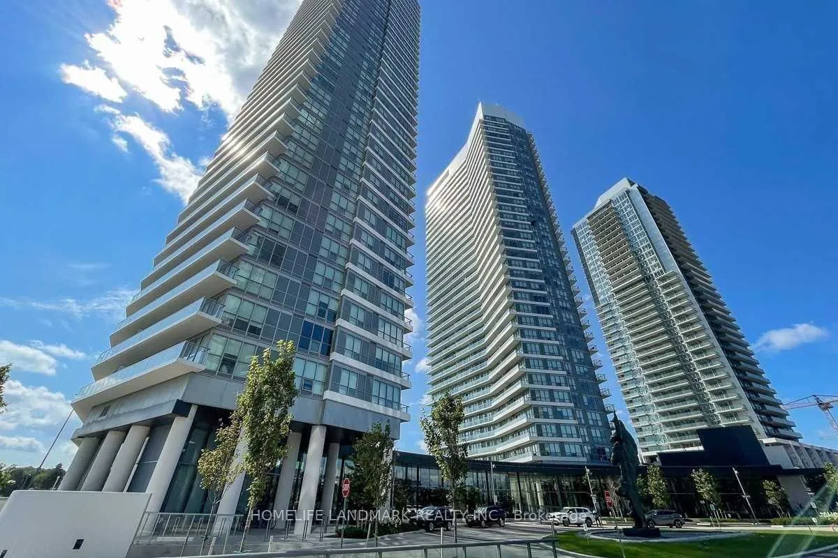 117 Mcmahon Drive, Toronto, ON M2K 0E4