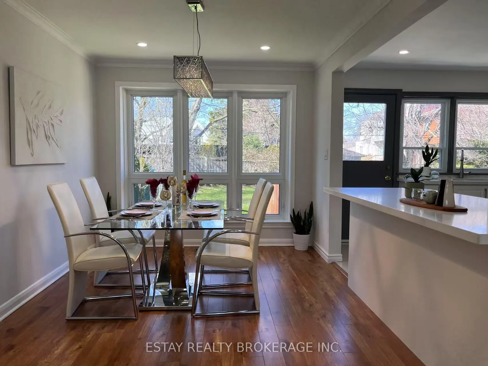 116 Betty Ann Drive, Toronto, ON M2N 1X4