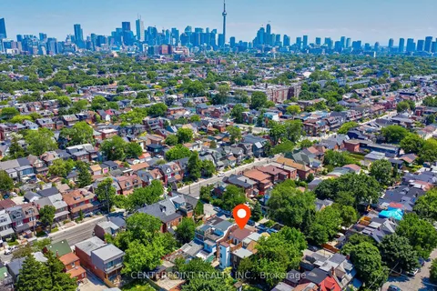 8 Hepbourne Street, Toronto, ON M6H 1J8