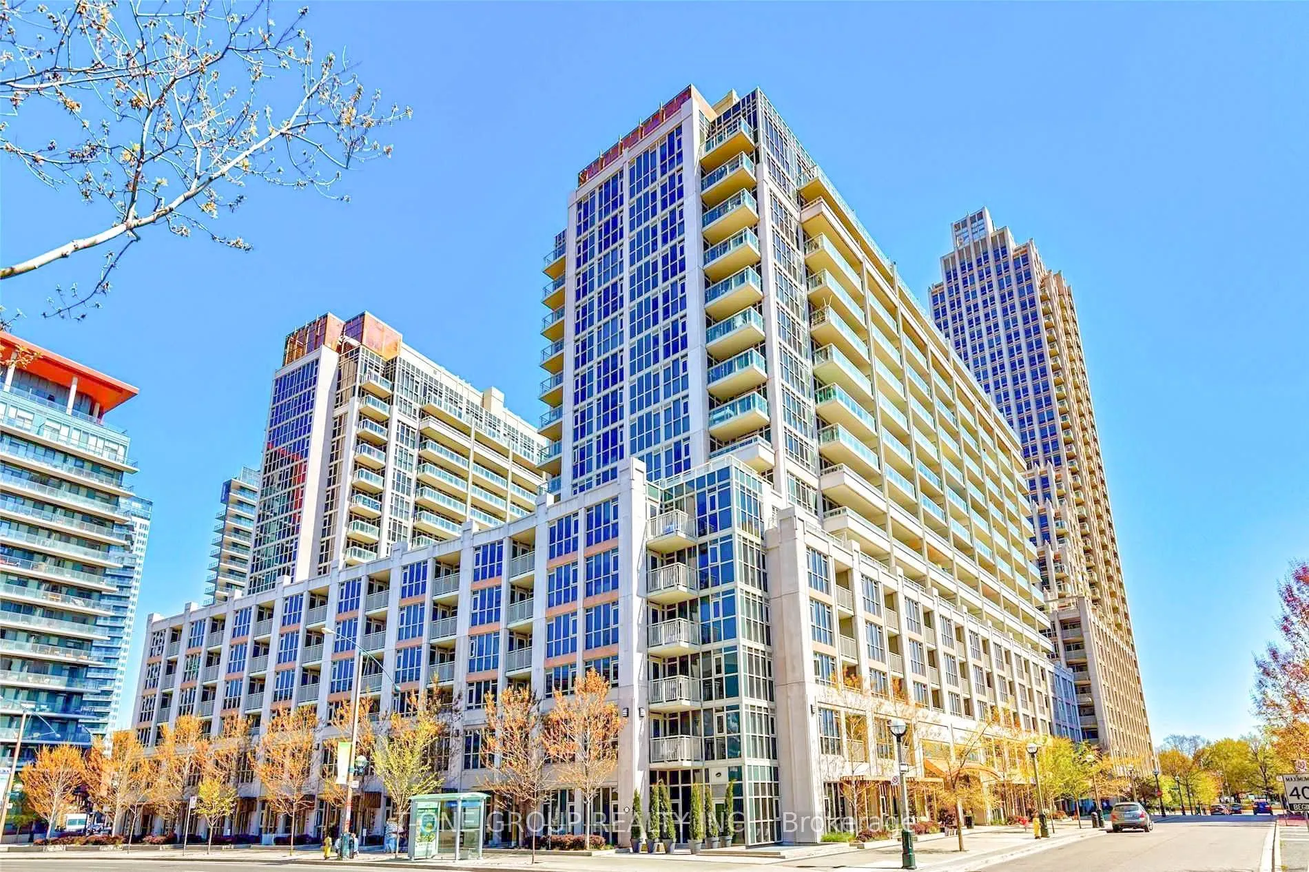 35 Bastion Street, Toronto, ON M5V 0C2
