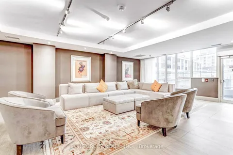 35 Bastion Street, Toronto, ON M5V 0C2