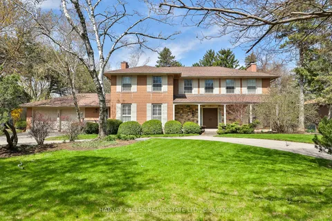 38 Fifeshire Road, Toronto, ON M2L 2G6
