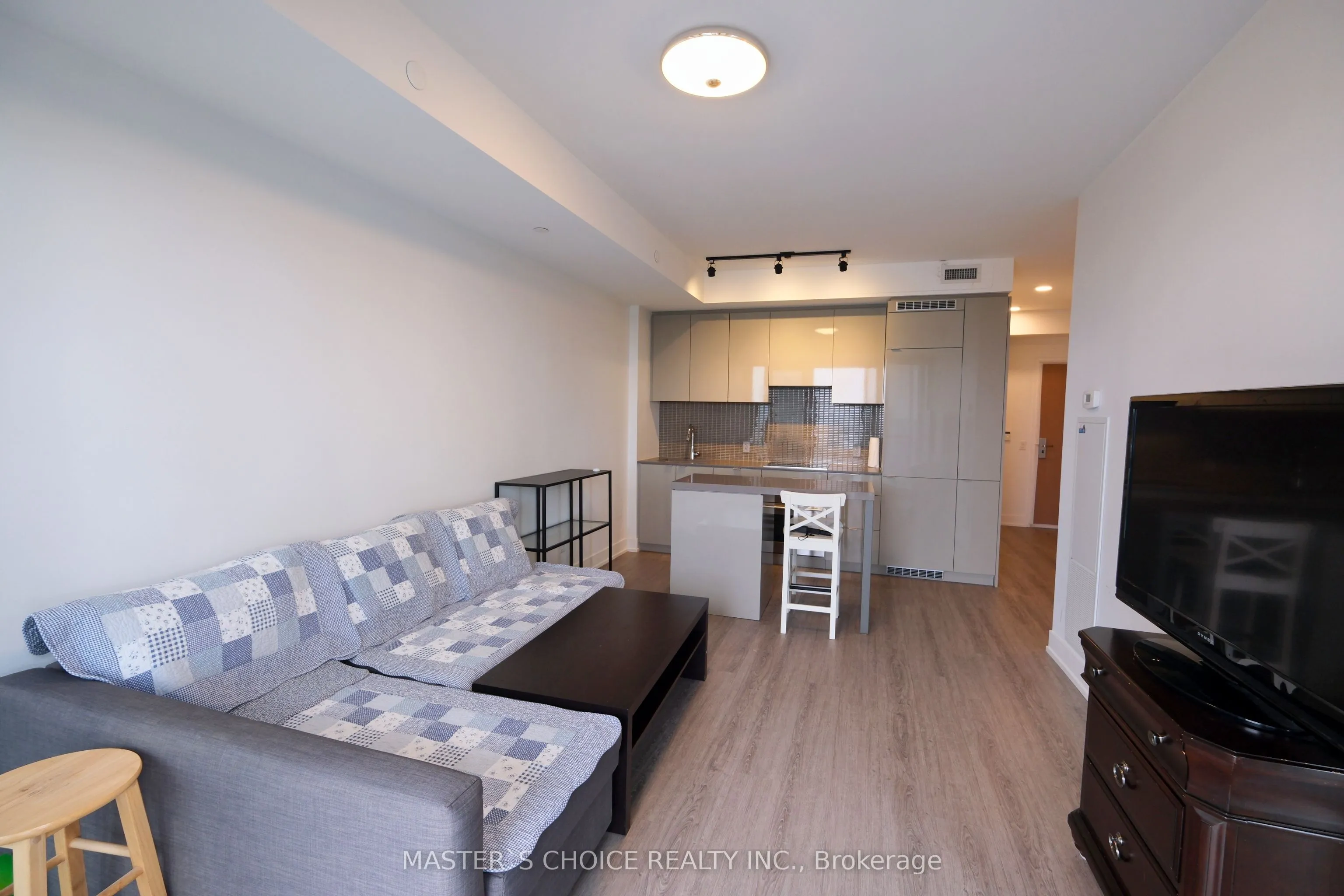 7 Grenville Street, Toronto, ON M4Y 0E9
