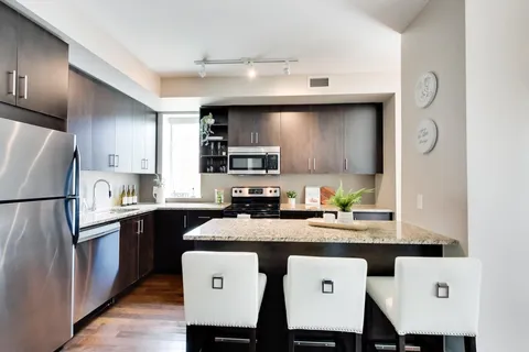 116 George Street, Toronto, ON M5A 3S2