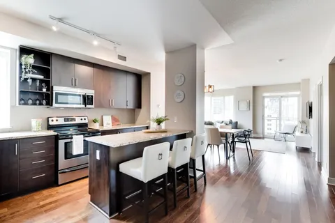 116 George Street, Toronto, ON M5A 3S2