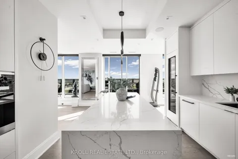 355 Bedford Park Avenue, Toronto, ON M5M 0B2