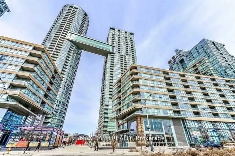 15 Iceboat Terrace, Toronto, ON M5V 4A5