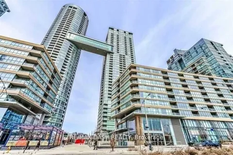 15 Iceboat Terrace, Toronto, ON M5V 4A5