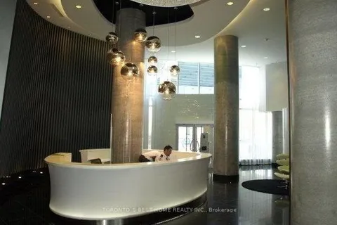 428 Lake Shore Boulevard, Toronto, ON M5V 2V9