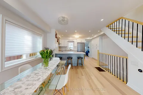 168 Ronan Avenue, Toronto, ON M4N 2Y6