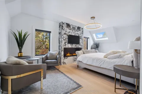 62 Maple Avenue, Toronto, ON M4W 2T7