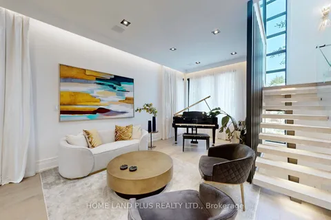 127 Ridley Boulevard, Toronto, ON M5M 3L8