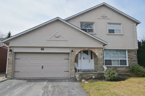 54 Avonwick Gate, Toronto, ON M3A 2M6
