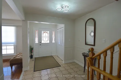 54 Avonwick Gate, Toronto, ON M3A 2M6