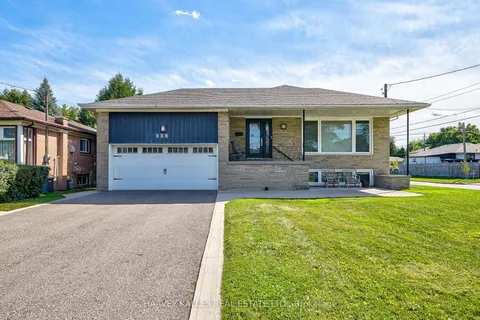 215 Searle Avenue, Toronto, ON M3H 4B6