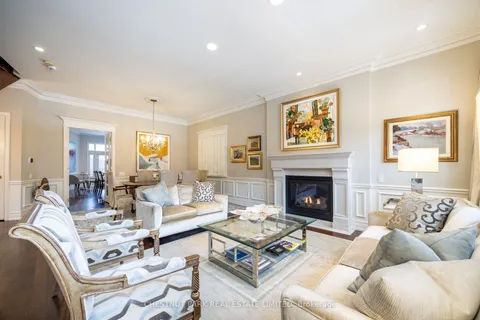 117 Davenport Road, Toronto, ON M5R 1H8