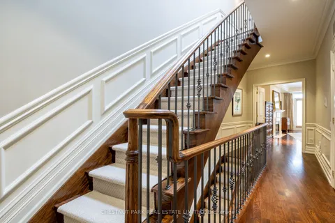 117 Davenport Road, Toronto, ON M5R 1H8