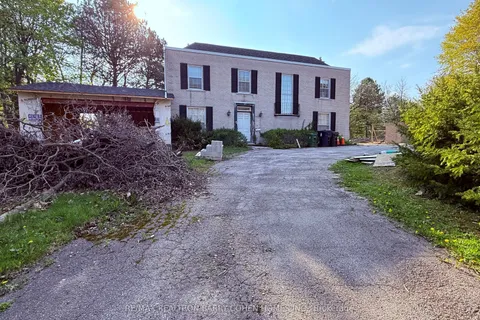 37 Wilket Road, Toronto, ON M2L 1N9