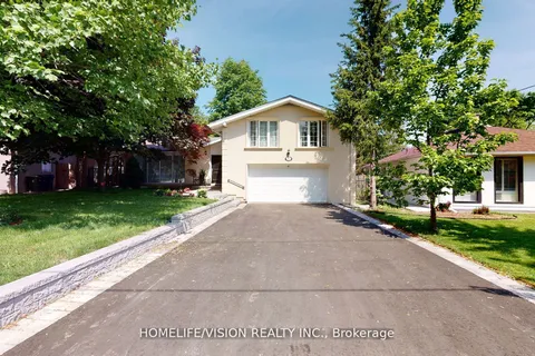 12 Flaremore Crescent, Toronto, ON M2K 1V1