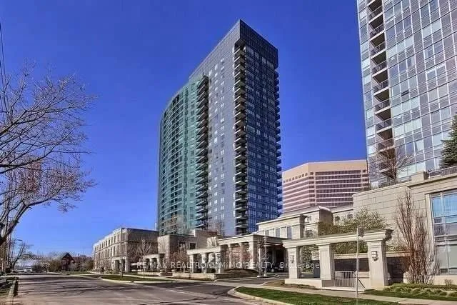 25 Greenview Avenue, Toronto, ON M2M 0A5
