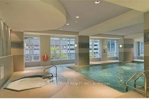 763 Bay Street, Toronto, ON M5G 2R3