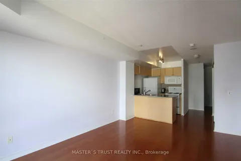 763 Bay Street, Toronto, ON M5G 2R3