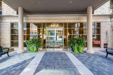 123 Eglinton Avenue, Toronto, ON M4P 1J2
