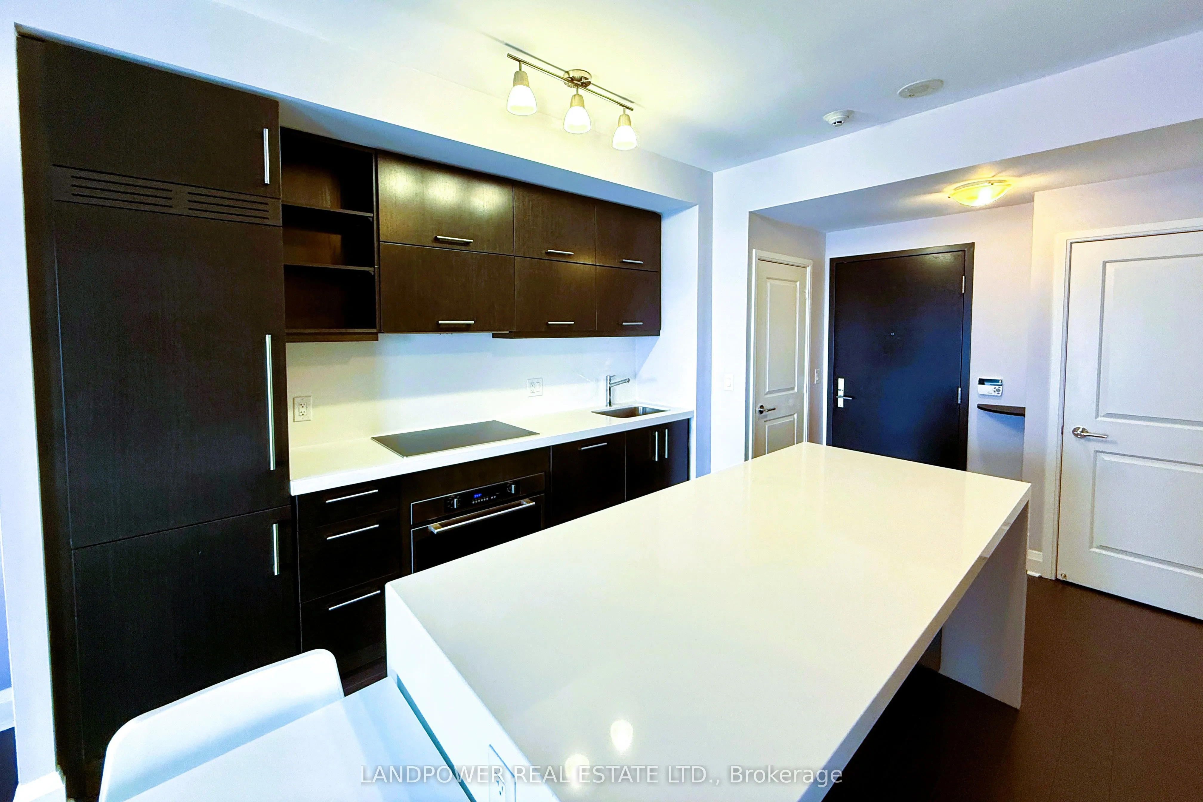 1080 Bay Street, ON M5S 0A5