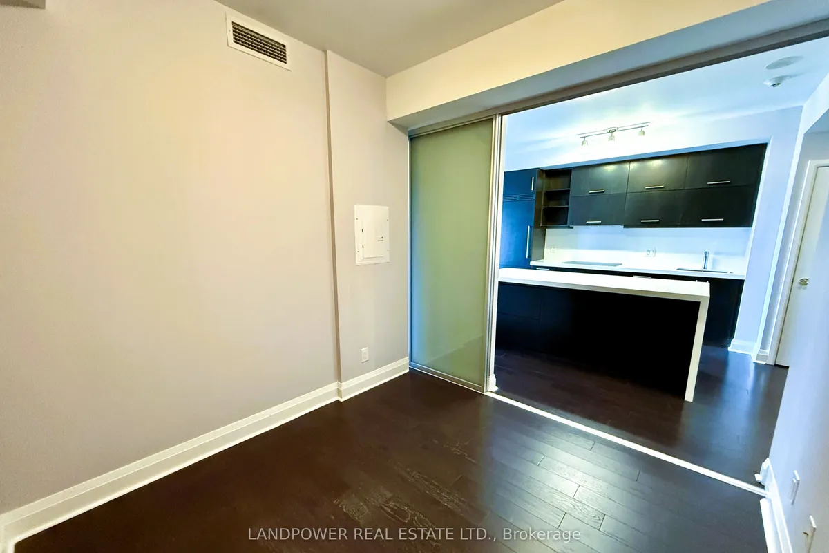 1080 Bay Street, ON M5S 0A5