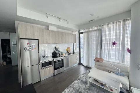 57 St Joseph Street, Toronto, ON M5S 0C5