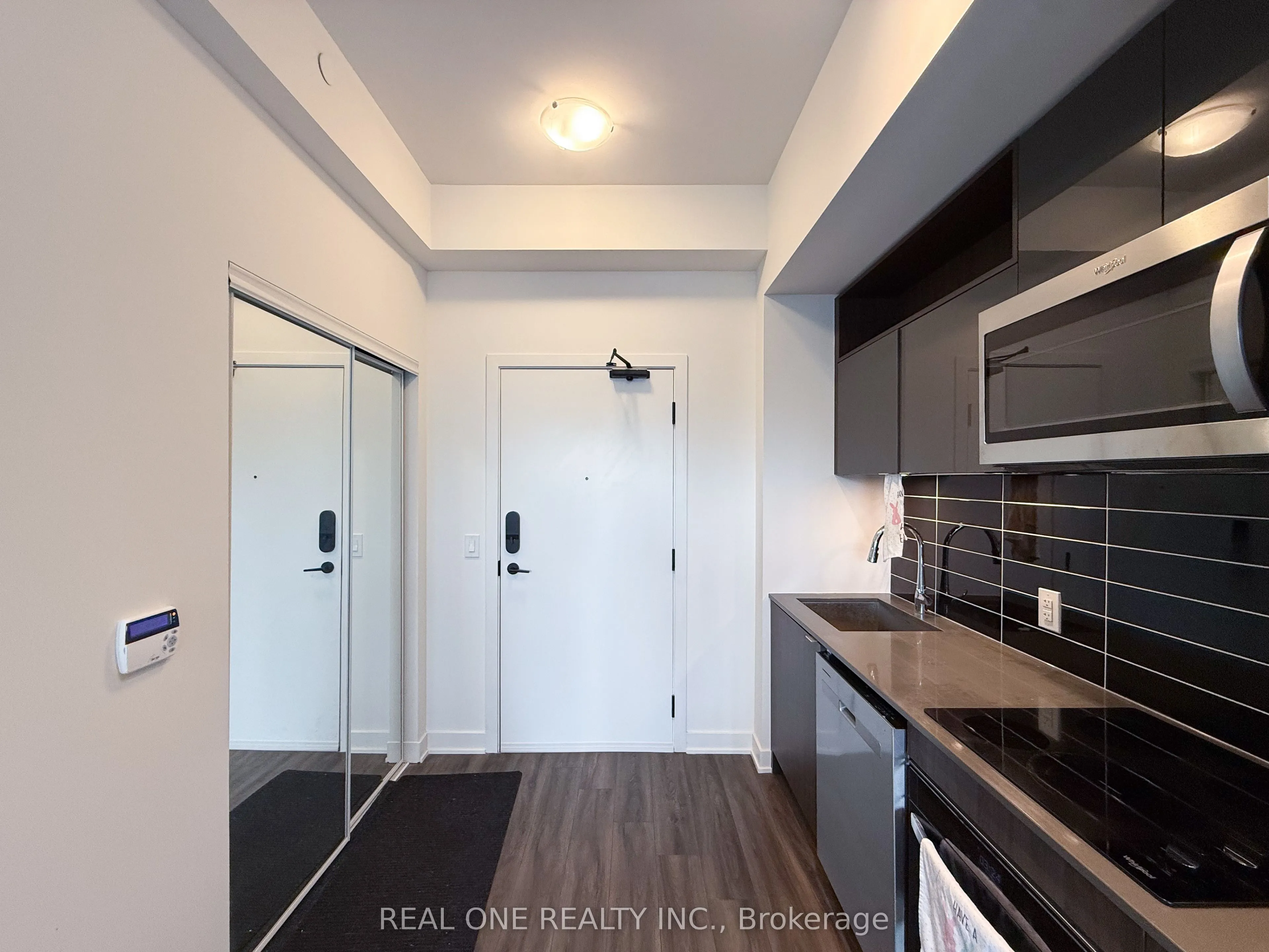 135 Lower Sherbourne Street, Toronto, ON M5A 1Y4