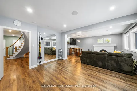 12 Marisa Court, Toronto, ON M2H 3K9