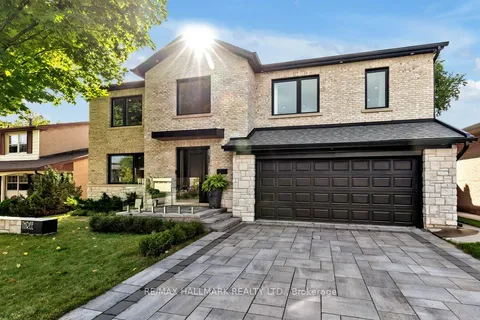 3 Averdon Crescent, Toronto, ON M3A 1P4