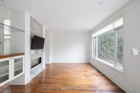 151 Yonge Boulevard, ON M5M 3H3