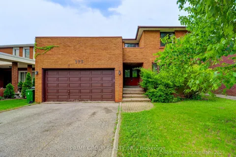 173 Faywood Boulevard, ON M3H 2Y1