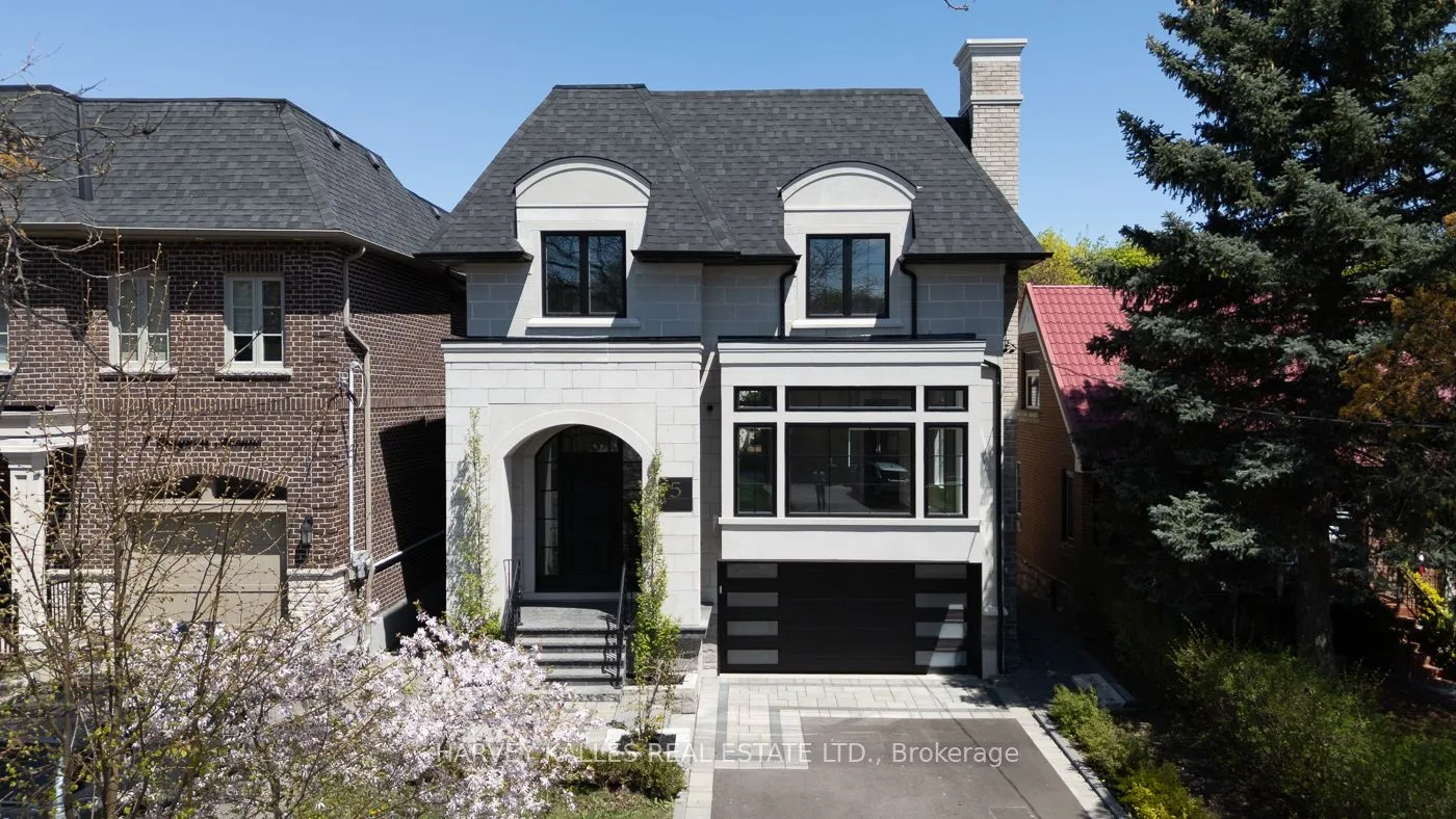 5 Graymar Avenue, Toronto, ON M3H 3B5