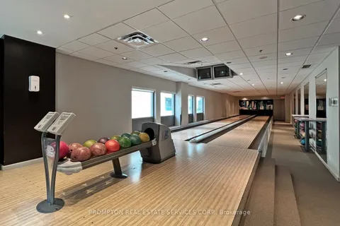 23 Hollywood Avenue, Toronto, ON M2N 7L8
