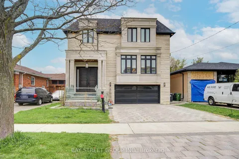 149 Alexis Boulevard, Toronto, ON M3H 2R1