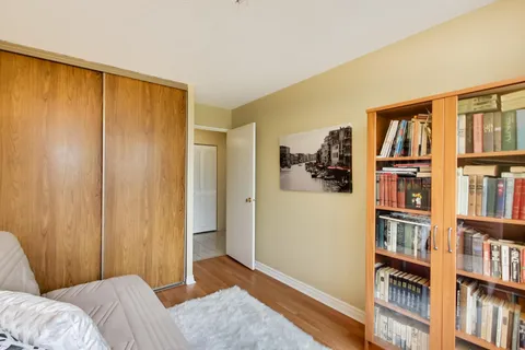 133 Torresdale Avenue, Toronto, ON M2R 3T2